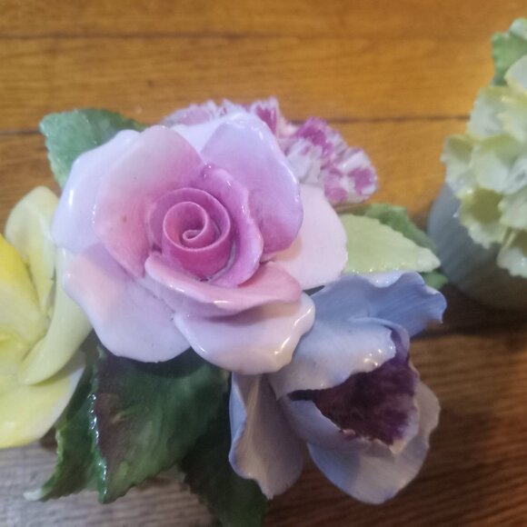 Antique fine Bone China BOUQUET 💐 POTTERY SCULPTURE! ENGLISH - Picture 8 of 14